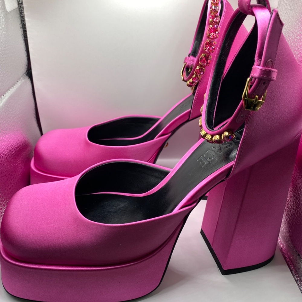 Versace Medusa Pink Platform Heels - Picture 3 of 9